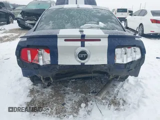 2010 Ford Mustang GT with VIN 1ZVBP8CH2A5176411, listed as a IAAI auction lot 41274325 with 71,589 mi miles and . Bid and sale history available at DreamBid. Image 6.