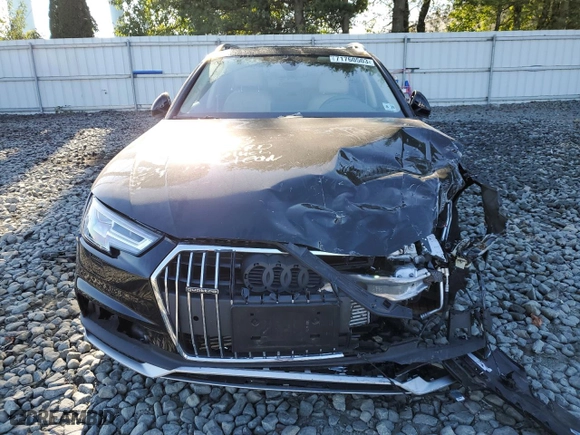 2019 Audi A4 allroad Premium Plus with VIN WA18NAF47KA109390, listed as a Copart auction lot 71760503 with 16,636 mi miles. Bid and sale history available at carsss.com. Image 5.