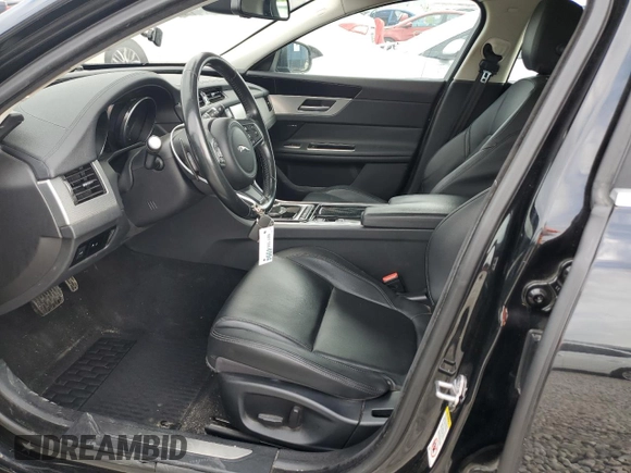 2017 Jaguar XF with VIN SAJBJ4BN0HCY32018, listed as a Copart auction lot 59593805 with 109,774 mi miles and Salvage title. Bid and sale history available at DreamBid. Image 7.