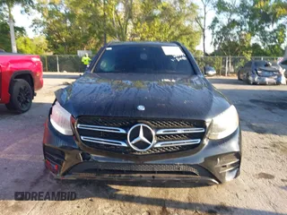 2016 Mercedes-Benz GLC 300 with VIN WDC0G4JB0GF028448, listed as a IAAI auction lot 41891040 with 122,980 mi miles and . Bid and sale history available at DreamBid. Image 13.