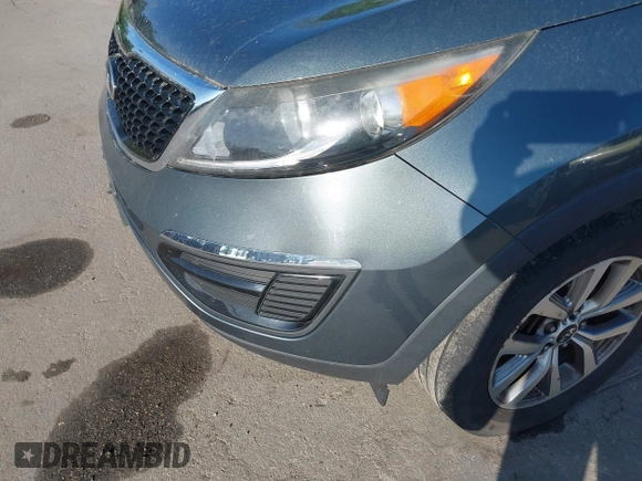 2015 Kia Sportage LX with VIN KNDPBCAC2F7764189, listed as a IAAI auction lot 42144059 with 181,247 mi miles and . Bid and sale history available at carsss.com. Image 6.