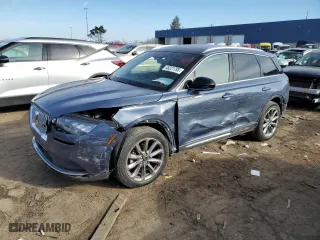 2022 Lincoln Corsair Standard with VIN 5LMCJ1D9XNUL13929, listed as a Copart auction lot 48221795 with 42,130 mi miles and Salvage Title. Bid and sale history available at carsss.com. Image 1.