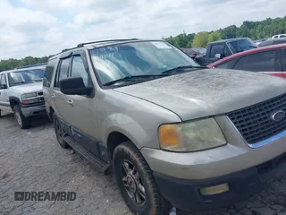 2004 Ford Expedition Special Service с VIN 1FMPU16L74LA72209, выставлен на аукционе IAAI как лот 42677144 с пробегом Не указан миль и . История ставок и продаж доступна на DreamBid. Изображение 1.