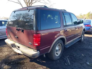 1998 Ford Expedition XLT z VIN 1FMFU18L5WLA05569, wystawiony jako IAAI lot #41683911 z przebiegiem 235 322 mil mil oraz . Historia ofert i sprzedaży dostępna na DreamBid. Obrazek 4.