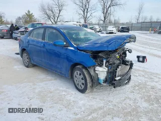 2021 Kia Rio S with VIN 3KPA24AD3ME423255, listed as a IAAI auction lot 41381989 with 18,802 mi miles. Bid and sale history available at carsss.com. Image 1.