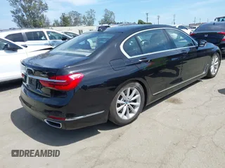 2019 BMW 7 Series 740i с VIN WBA7E2C56KB216989, выставлен на аукционе IAAI как лот 42336636 с пробегом 113 644 миль миль и . История ставок и продаж доступна на DreamBid. Изображение 4.
