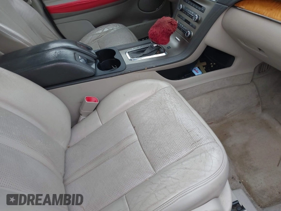 2010 Lincoln MKT EcoBoost with VIN 2LMHJ5AT2ABJ07427, listed as a IAAI auction lot 41253522 with 213,693 mi miles and . Bid and sale history available at DreamBid. Image 5.