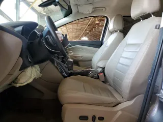 2014 Ford Escape Titanium с VIN 1FMCU0J91EUA21918, выставлен на аукционе Copart как лот 59161865 с пробегом 118 003 миль миль и Списание • Salvage title. История ставок и продаж доступна на DreamBid. Изображение 7.
