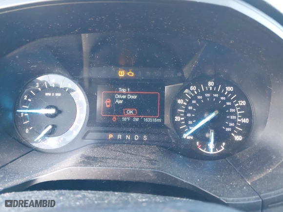 2015 Ford Edge SE with VIN 2FMTK3G89FBB39552, listed as a IAAI auction lot 41736001 with 275,587 mi miles. Bid and sale history available at carsss.com. Image 7.
