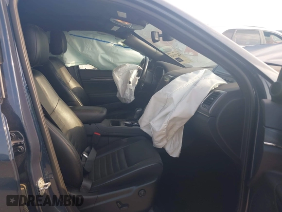 2020 Jeep Grand Cherokee Limited z VIN 1C4RJEBG3LC371068, wystawiony jako IAAI lot #42271503 z przebiegiem 43 347 mil mil oraz . Historia ofert i sprzedaży dostępna na DreamBid. Obrazek 5.