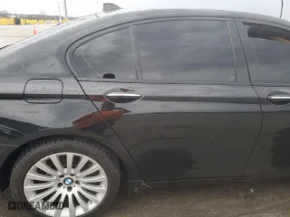 2009 BMW 7 Series 750i with VIN WBAKA83589CY33694, listed as a Copart auction lot 47671345 with 0 mi miles and Salvage Title. Bid and sale history available at carsss.com. Image 10.