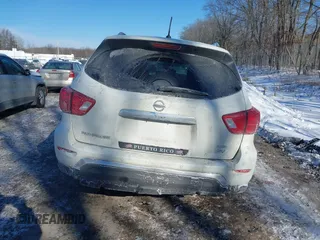 2018 Nissan Pathfinder SV z VIN 5N1DR2MM2JC613054, wystawiony jako IAAI lot #41394578 z przebiegiem 64 492 mil mil oraz . Historia ofert i sprzedaży dostępna na DreamBid. Obrazek 16.