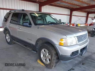 2005 Ford Explorer XLT z VIN 1FMZU63E45ZA02337, wystawiony jako IAAI lot #42205829 z przebiegiem 157 909 mil mil oraz . Historia ofert i sprzedaży dostępna na DreamBid. Obrazek 1.