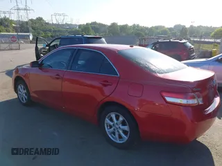 2011 Toyota Camry LE with VIN 4T1BF3EK2BU639667, listed as a IAAI auction lot 40257539 with 209,474 mi miles. Bid and sale history available at carsss.com. Image 3.