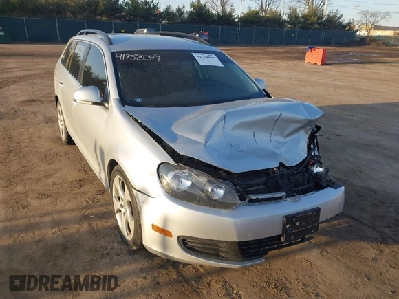 2012 Volkswagen Jetta SportWagen TDI w/Sunroof with VIN 3VWPL7AJ0CM700623, listed as a IAAI auction lot 41758049 with 126,199 mi miles. Bid and sale history available at carsss.com. Image 1.