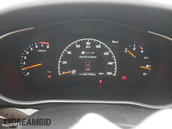 2014 Kia Cadenza Premium with VIN KNALN4D70E5127125, listed as a Copart auction lot 81366724 with 221,729 mi miles and Clean Title. Bid and sale history available at carsss.com. Image 9.