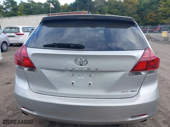 2013 Toyota Venza LE with VIN 4T3BK3BB1DU080705, listed as a IAAI auction lot 40432989 with 111,218 mi miles. Bid and sale history available at carsss.com. Image 15.