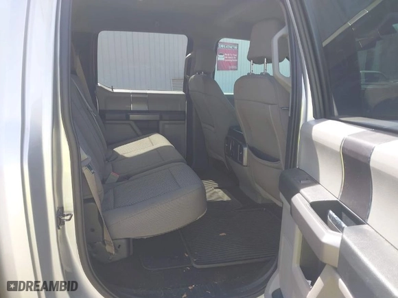 2018 Ford F-150 XL with VIN 1FTEW1EG2JFE36699, listed as a IAAI auction lot 41842524 with 152,813 mi miles. Bid and sale history available at carsss.com. Image 8.