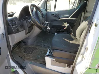 2016 Mercedes-Benz Sprinter with VIN WD3PE8DD8GP181811, listed as a Copart auction lot 85319974 with 249,590 mi miles and Salvage Title. Bid and sale history available at DreamBid. Image 7.