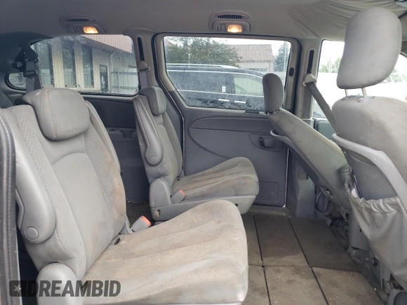 2007 Chrysler Town & Country LWB Touring with VIN 2A4GP54L07R281688, listed as a Copart auction lot 89054885 with 222,047 mi miles and Non Repairable. Bid and sale history available at carsss.com. Image 12.