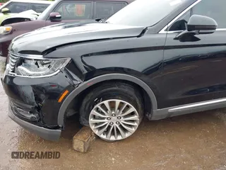 2017 Lincoln MKX Select с VIN 2LMPJ6KR6HBL49829, выставлен на аукционе IAAI как лот 42093216 с пробегом 97 274 миль миль и . История ставок и продаж доступна на DreamBid. Изображение 6.