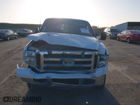 2005 Ford Super Duty F-250 XL with VIN 1FTSX21Y25EB33793, listed as a IAAI auction lot 42068623 with 128,726 mi miles. Bid and sale history available at carsss.com. Image 12.
