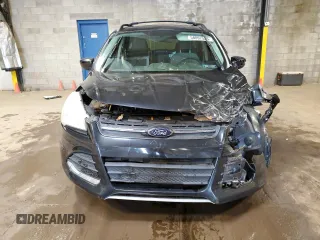 2013 Ford Escape SE with VIN 1FMCU9GX5DUA90541, listed as a Copart auction lot 58897585 with 124,593 mi miles and Salvage title. Bid and sale history available at DreamBid. Image 5.