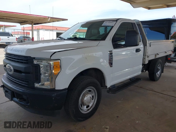 2017 Ford F-250 XL с VIN 1FDBF2A62HEC86658, выставлен на аукционе IAAI как лот 41768063 с пробегом 91 233 миль миль и . История ставок и продаж доступна на DreamBid. Изображение 16.