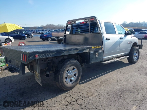2016 Ram 2500 Tradesman with VIN 3C6UR5HL0GG341625, listed as a IAAI auction lot 41331717 with 63,279 mi miles and . Bid and sale history available at DreamBid. Image 4.