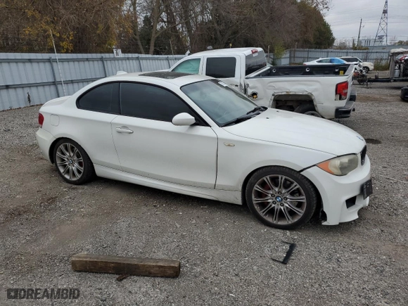 2008 BMW 1 Series 135i with VIN WBAUC73518VF22871, listed as a Copart auction lot 78215854 with 212,470 mi miles and Salvage Title. Bid and sale history available at carsss.com. Image 4.