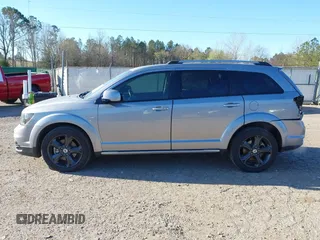 2019 Dodge Journey Crossroad with VIN 3C4PDCGG6KT841317, listed as a IAAI auction lot 41792618 with 149,856 mi miles and . Bid and sale history available at DreamBid. Image 15.