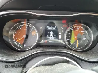 2019 Jeep Cherokee Altitude with VIN 1C4PJMLB4KD181048, listed as a Copart auction lot 60683595 with 68,864 mi miles and Salvage title. Bid and sale history available at DreamBid. Image 9.
