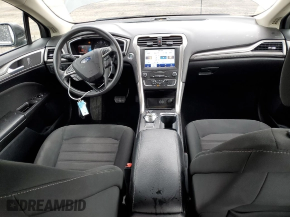2020 Ford Fusion SE z VIN 3FA6P0HD1LR252332, wystawiony jako Copart lot #58123365 z przebiegiem 76 410 mil mil oraz Szkoda całkowita • Salvage title. Historia ofert i sprzedaży dostępna na DreamBid. Obrazek 8.