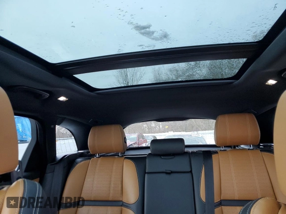 2018 Land Rover Range Rover Velar R-Dynamic HSE with VIN SALYM2RV7JA755149, listed as a Copart auction lot 88976915 with 82,555 mi miles and Clean title. Bid and sale history available at DreamBid. Image 10.