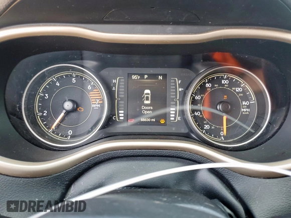 2018 Jeep Cherokee Latitude with VIN 1C4PJLCB3JD538843, listed as a Copart auction lot 58538935 with 88,630 mi miles and Salvage title. Bid and sale history available at DreamBid. Image 9.