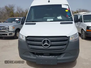 2024 Mercedes-Benz Sprinter Passenger with VIN W1Z4KFHY4RP738548, listed as a IAAI auction lot 41742408 with 4,299 mi miles. Bid and sale history available at carsss.com. Image 12.