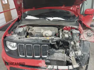 2020 Jeep Renegade Latitude with VIN ZACNJBBB3LPL03749, listed as a IAAI auction lot 41623690 with 1 mi miles. Bid and sale history available at carsss.com. Image 10.