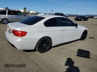 2011 BMW 3 Series 328i z VIN WBAKE5C55BE755050, wystawiony jako Copart lot #45575455 z przebiegiem 148 301 mil mil oraz Szkoda całkowita • Salvage title. Historia ofert i sprzedaży dostępna na DreamBid. Obrazek 3.