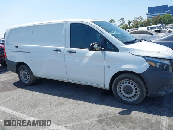 2020 Mercedes-Benz Metris Cargo z VIN WD3PG2EA2L3674302, wystawiony jako IAAI lot #42314117 z przebiegiem 116 502 mil mil oraz . Historia ofert i sprzedaży dostępna na DreamBid. Obrazek 13.