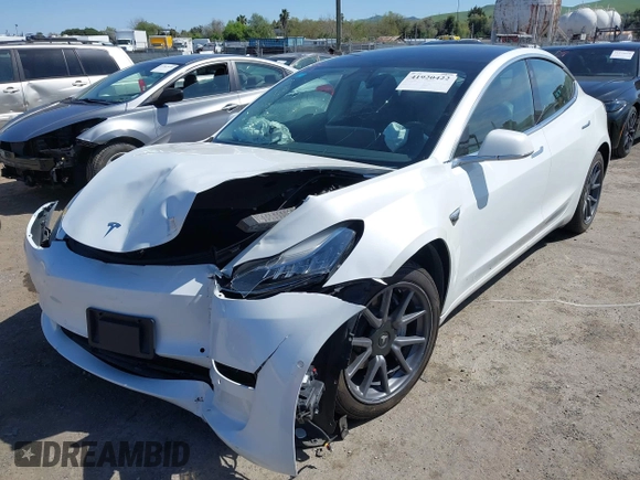 2020 Tesla Model 3 Long Range with VIN 5YJ3E1EB4LF619754, listed as a IAAI auction lot 41920422 with 82,430 mi miles and . Bid and sale history available at DreamBid. Image 18.