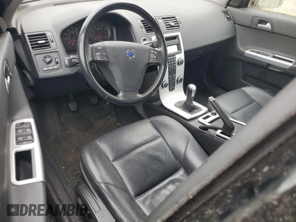 2010 Volvo S40 с VIN YV1382MSXA2507372, выставлен на аукционе Copart как лот 54900645 с пробегом 127 772 миль миль и Чистый • Clean title. История ставок и продаж доступна на DreamBid. Изображение 8.