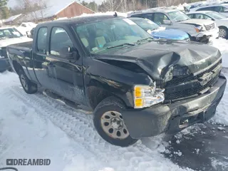 2008 Chevrolet Silverado 1500 Work Truck with VIN 1GCEC19X88Z326767, listed as a IAAI auction lot 41597236 with 196,007 mi miles. Bid and sale history available at carsss.com. Image 1.