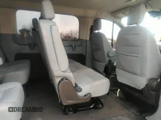 2018 Ford Transit Passenger XL z VIN 1FBZX2ZM6JKA56605, wystawiony jako IAAI lot #39020933 z przebiegiem 89 491 mil mil oraz . Historia ofert i sprzedaży dostępna na DreamBid. Obrazek 8.