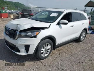 2020 Kia Sorento LX z VIN 5XYPGDA3XLG629029, wystawiony jako IAAI lot #42295788 z przebiegiem 53 388 mil mil oraz . Historia ofert i sprzedaży dostępna na DreamBid. Obrazek 2.