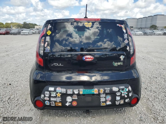 2014 Kia Soul with VIN KNDJN2A21E7093966, listed as a Copart auction lot 44929055 with 169,549 mi miles and Clean Title. Bid and sale history available at carsss.com. Image 6.