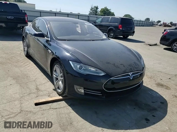 2014 Tesla Model S 60 с VIN 5YJSA1S13EFP29202, выставлен на аукционе Copart как лот 59046255 с пробегом Не указан миль и Списание • Salvage title. История ставок и продаж доступна на DreamBid. Изображение 13.