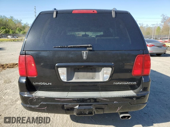 2005 Lincoln Navigator Luxury with VIN 5LMFU28585LJ01750, listed as a Copart auction lot 53298165 with 162,227 mi miles and Salvage Title. Bid and sale history available at carsss.com. Image 6.