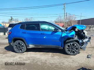 2022 Jeep Compass Limited with VIN 3C4NJDCB7NT185777, listed as a IAAI auction lot 41952891 with 28,820 mi miles and . Bid and sale history available at DreamBid. Image 13.
