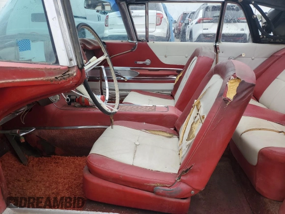 1960 Ford Thunderbird with VIN 0Y73Y100324, listed as a Copart auction lot 65604024 with 15,301 mi miles and Clean Title. Bid and sale history available at DreamBid. Image 7.