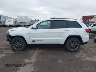 2016 Jeep Grand Cherokee Limited 75th Anniversary with VIN 1C4RJFBGXGC337785, listed as a IAAI auction lot 40782688 with 174,909 mi miles and . Bid and sale history available at DreamBid. Image 14.